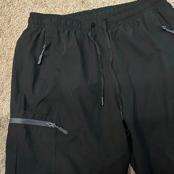 NWT Hugut Mens Cargo Shorts Utility Zipper Pocket Athletic Casual Black Size M - Picture 4 of 7